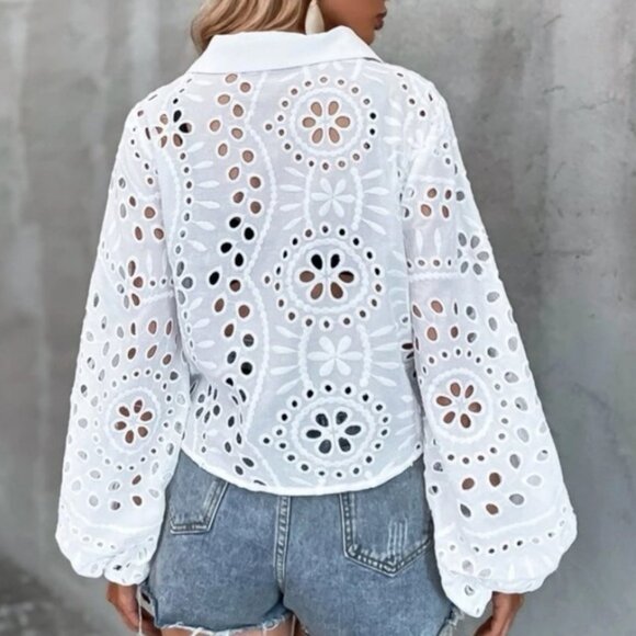 White Eyelet button down crop top - Picture 4 of 7